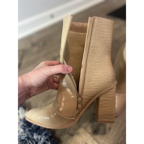 Lulus Wendi Light Nude Crocodile-Embossed Pointed-Toe Mid-Calf Boots Size 8.5 - Picture 3 of 11